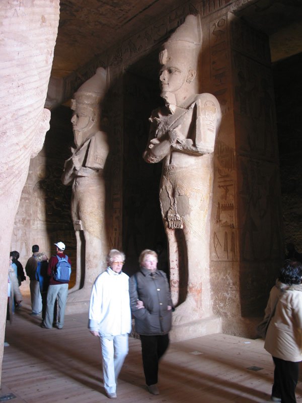 Egitto 185 Abu Simbel_x.jpg